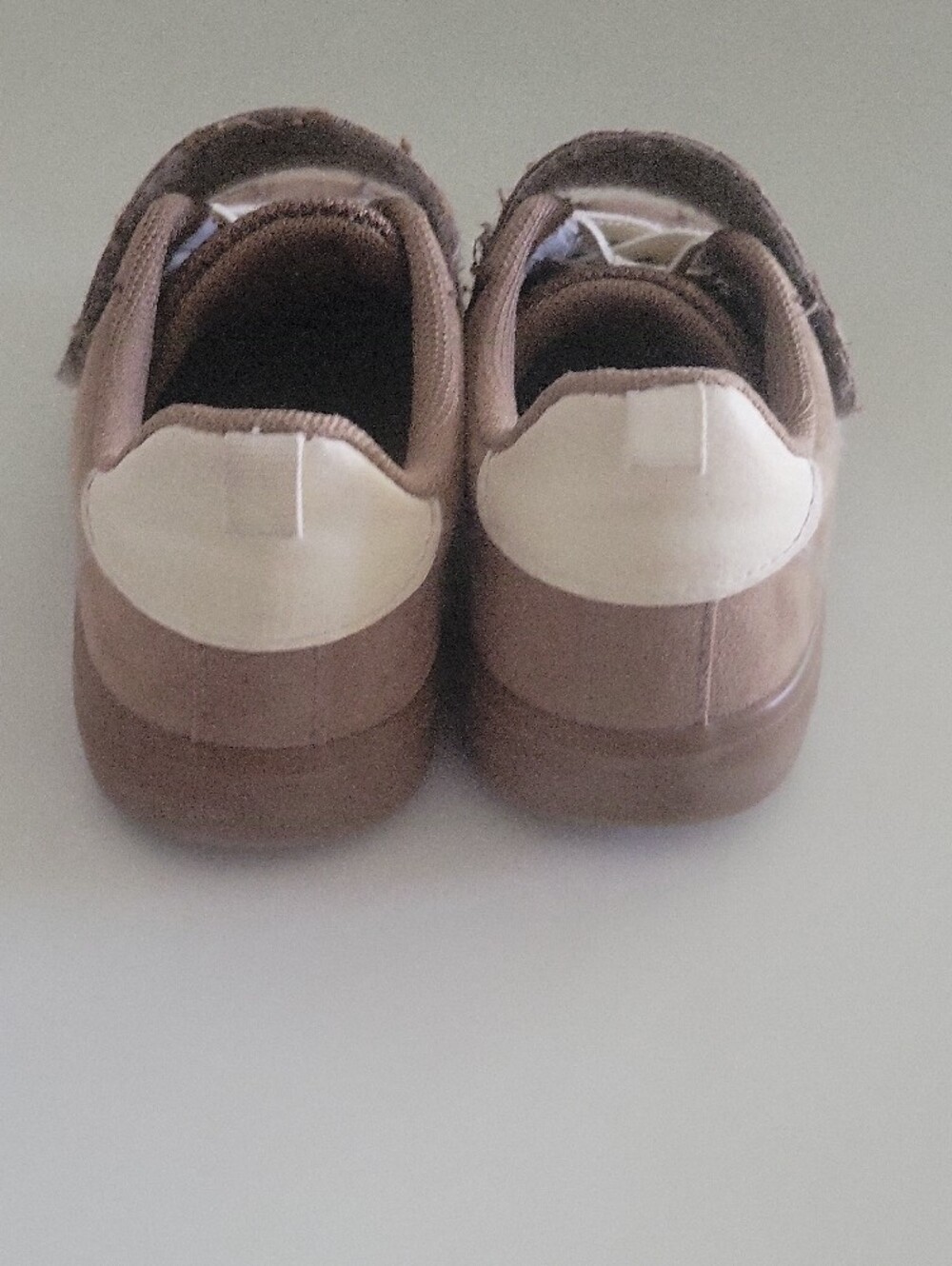 H&M Mauve Pink Suede Kids Sneakers with White Accents - Picture 4 of 8